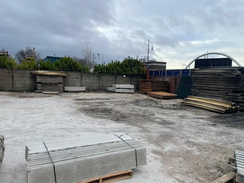 JRT Fencing yard wide view